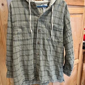 Arizona Jean co men’s flannel with hood size Large